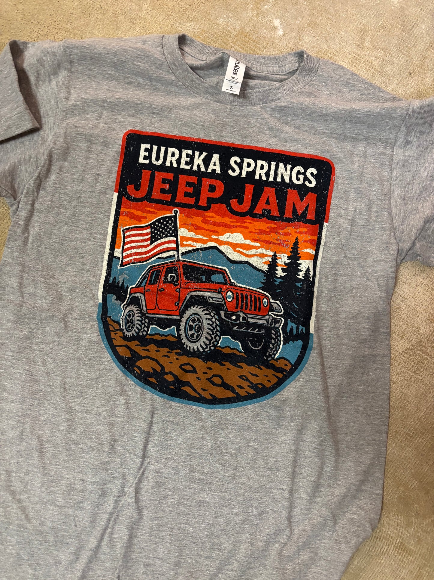 Jeep Jam flag logo tee on gray